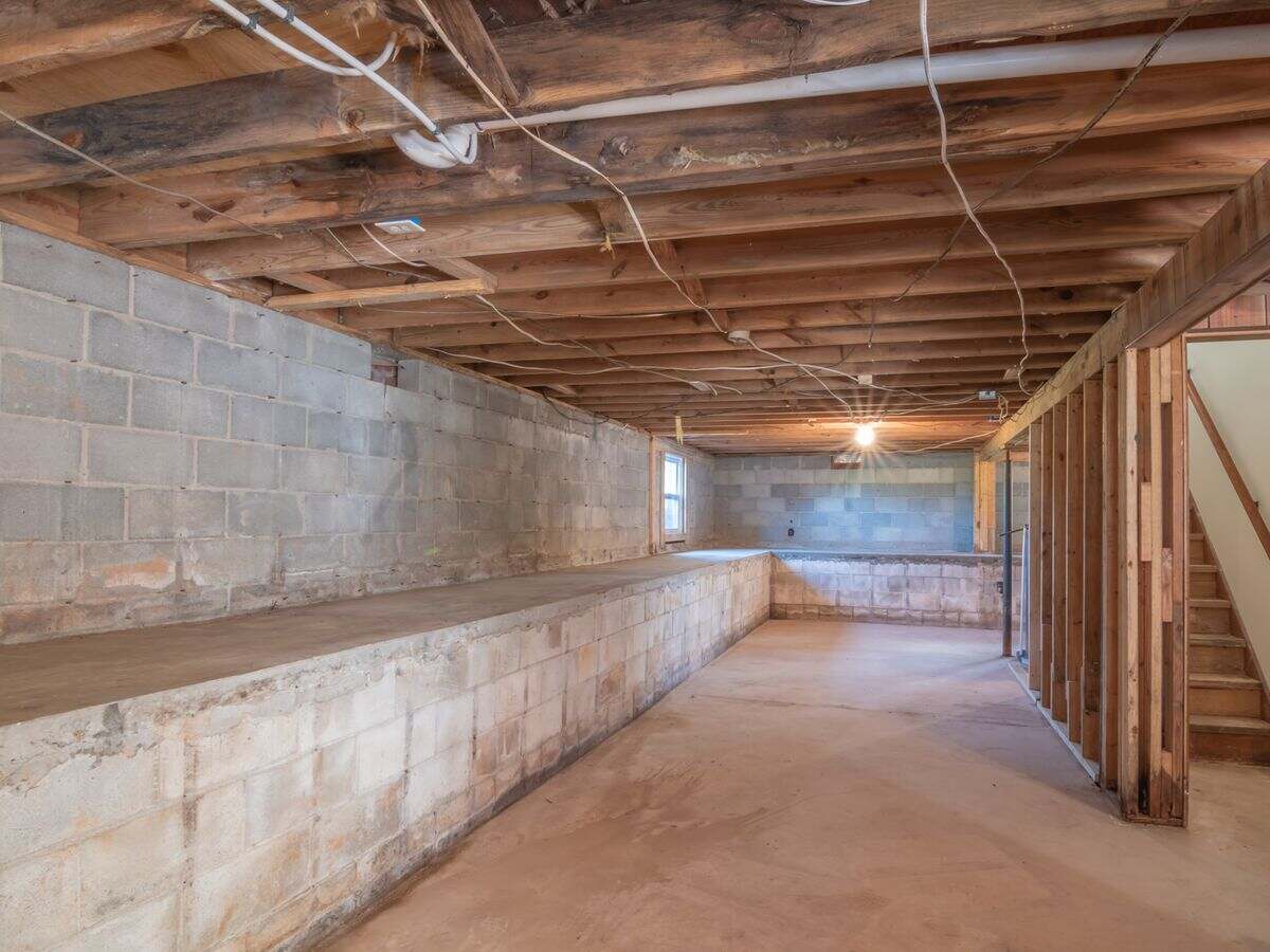 Basement in Montréal